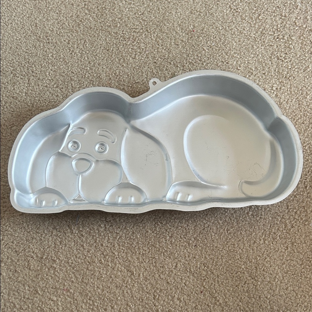 Vintage 1986 Wilton Clifford the Big Red Dog Cake Pan